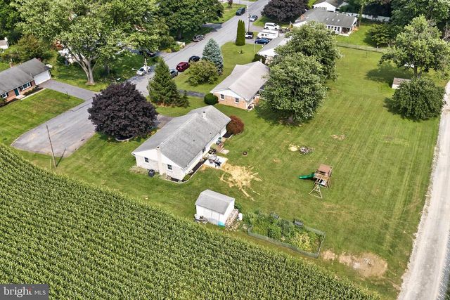 776 SHARON DR, Mount Joy, PA 17552