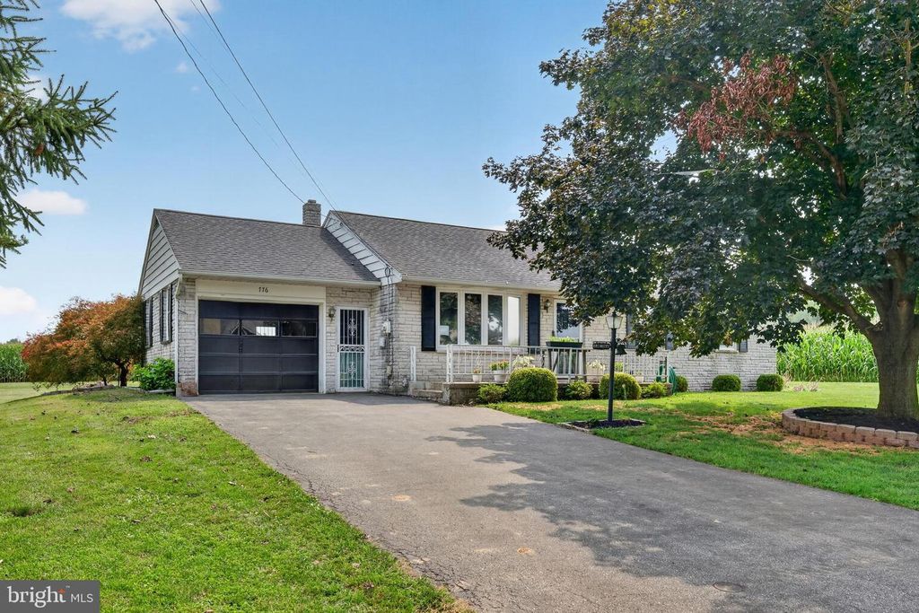 776 SHARON DR, Mount Joy, PA 17552