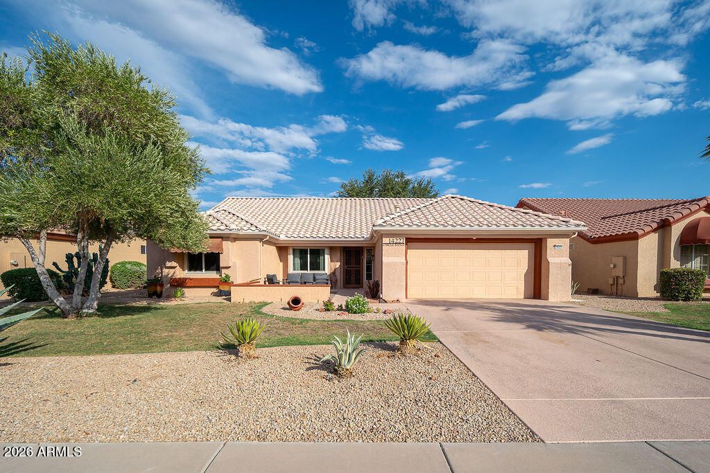 14227 W CIRCLE RIDGE Drive, Sun City West, AZ 85375 — exterior