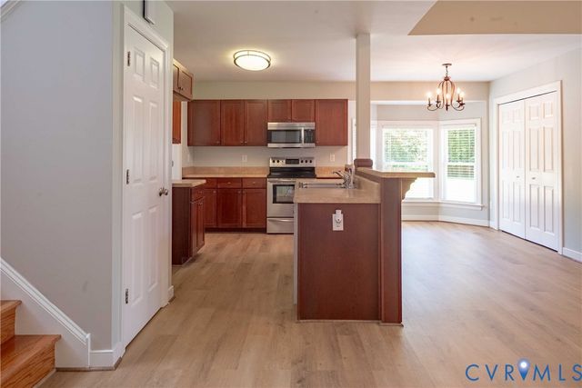 10936 River Rd, Chesterfield, VA 23838