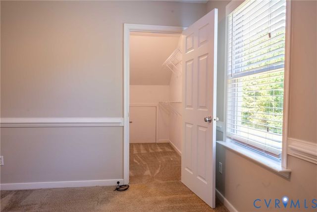 10936 River Rd, Chesterfield, VA 23838