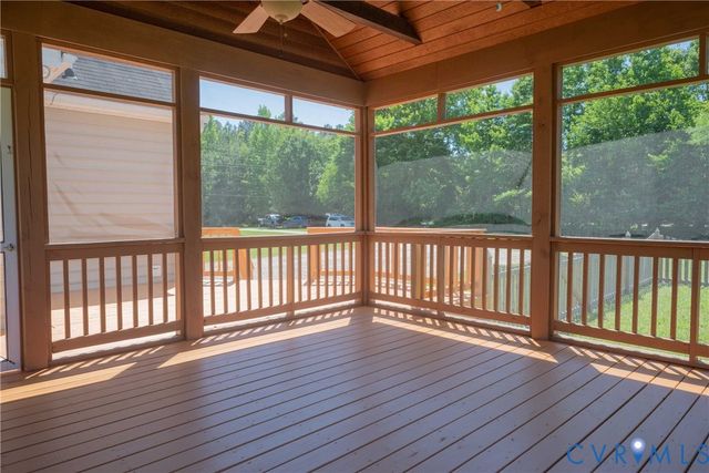 10936 River Rd, Chesterfield, VA 23838