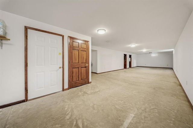 913 Bridgewater Avenue, Chippewa Falls, WI 54729
