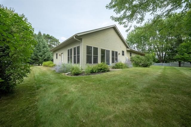 913 Bridgewater Avenue, Chippewa Falls, WI 54729