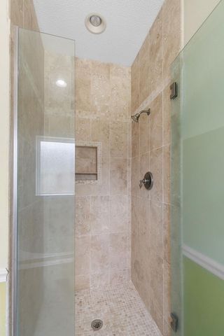131 Lakeside Drive, Dothan, AL 36301