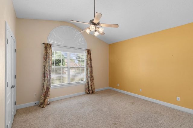 131 Lakeside Drive, Dothan, AL 36301
