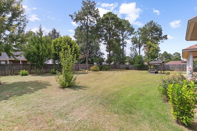 131 Lakeside Drive, Dothan, AL 36301