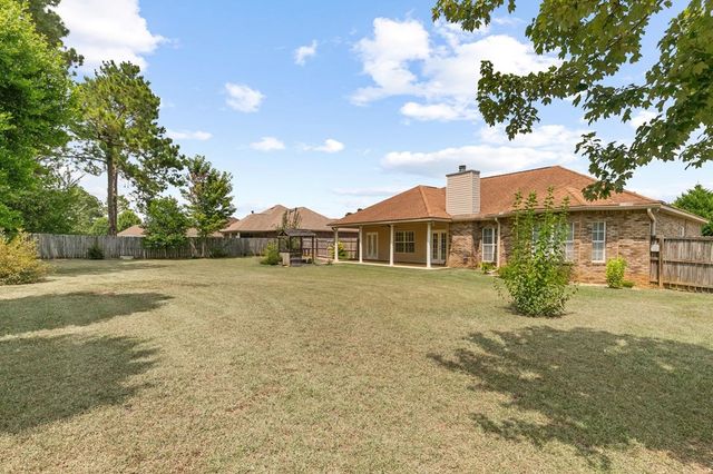 131 Lakeside Drive, Dothan, AL 36301