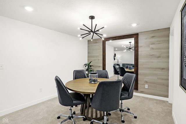 2426 Red Squirrel Way, Zionsville, IN 46077