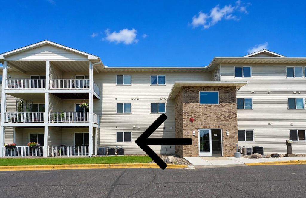 875 Bahls Drive 107, Hastings, MN 55033 — photo 3