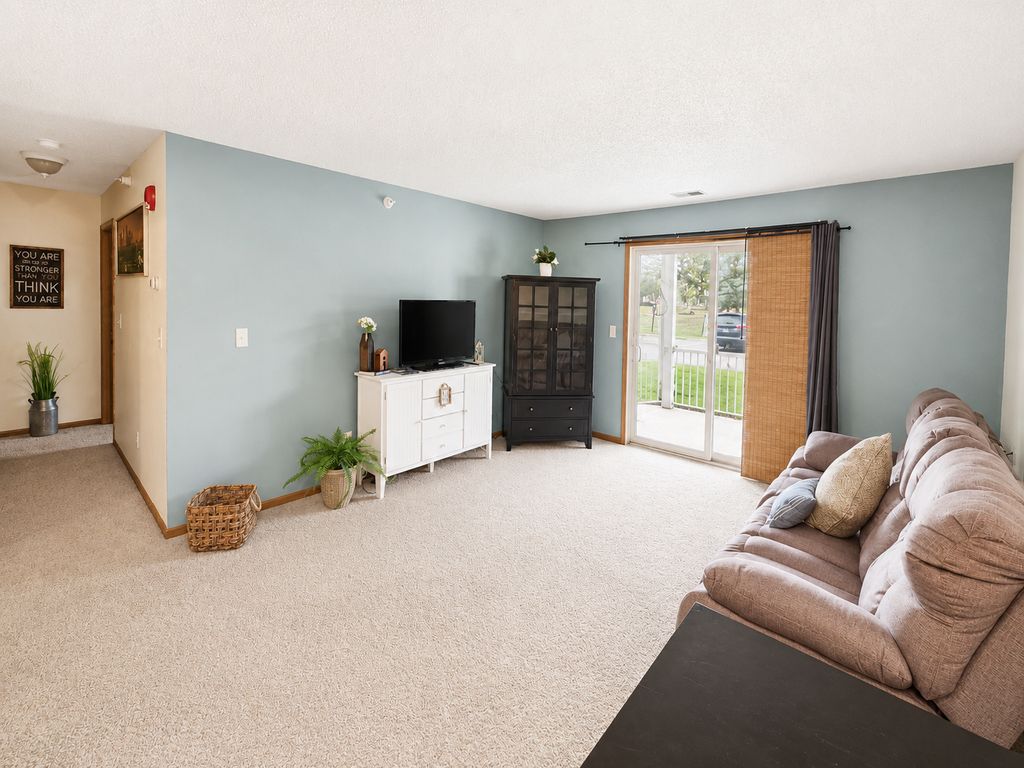 875 Bahls Drive 107, Hastings, MN 55033 — photo 5