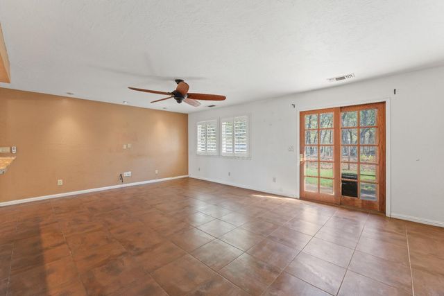 7259 White Oak Ln, Browns Valley, CA 95918