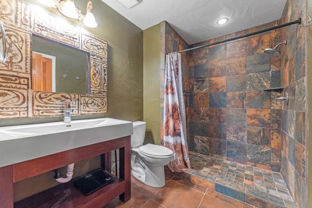 7259 White Oak Ln, Browns Valley, CA 95918