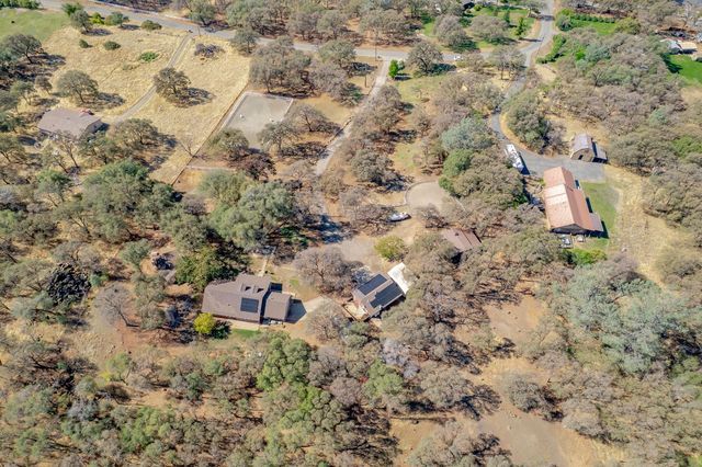 7259 White Oak Ln, Browns Valley, CA 95918