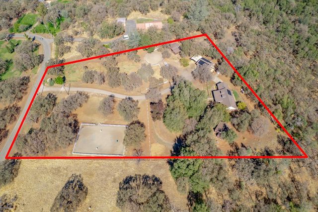 7259 White Oak Ln, Browns Valley, CA 95918