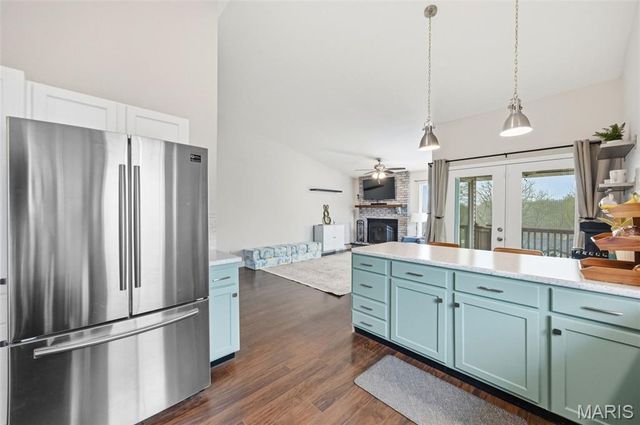 7207 Tall Oak Court, St Louis, MO 63129