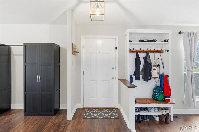 7207 Tall Oak Court, St Louis, MO 63129