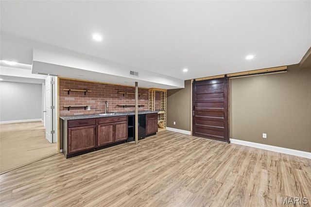 7207 Tall Oak Court, St Louis, MO 63129