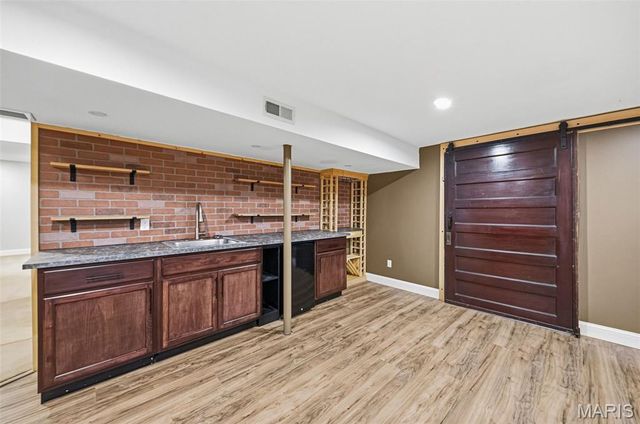 7207 Tall Oak Court, St Louis, MO 63129