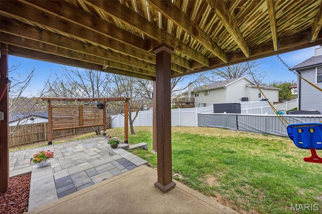 7207 Tall Oak Court, St Louis, MO 63129