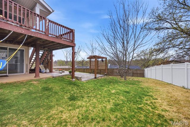 7207 Tall Oak Court, St Louis, MO 63129