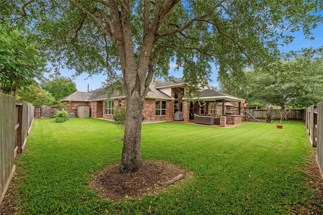 8610 Bering Chase Way, Richmond, TX 77406