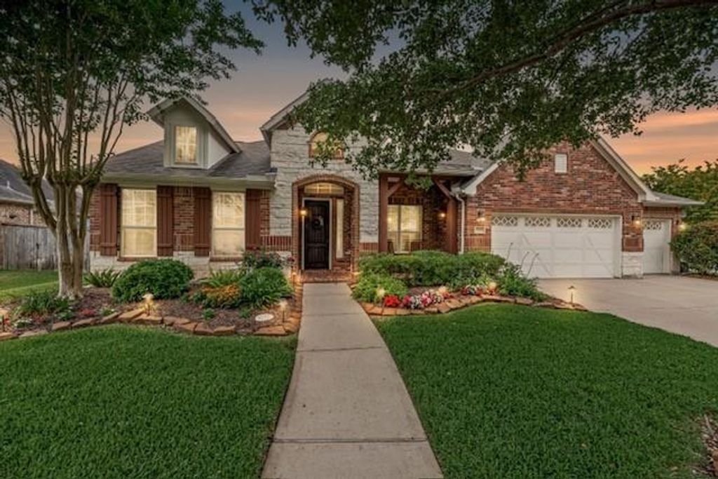 8610 Bering Chase Way, Richmond, TX 77406