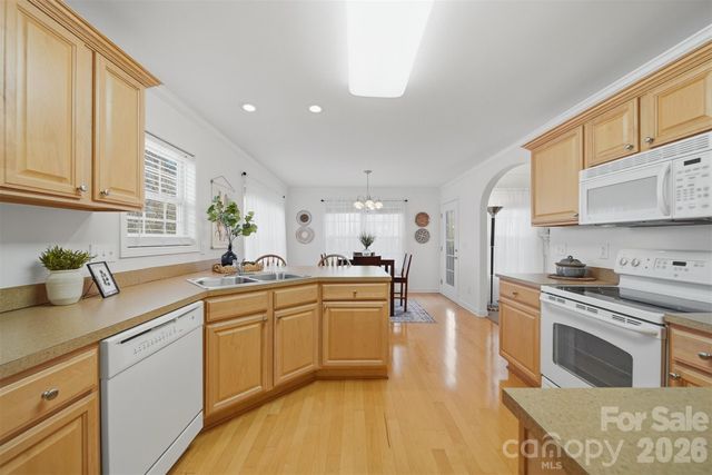 1636 Mayfair Drive, Conover, NC 28613