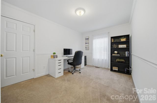 1636 Mayfair Drive, Conover, NC 28613