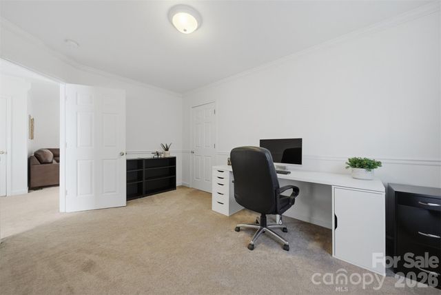 1636 Mayfair Drive, Conover, NC 28613