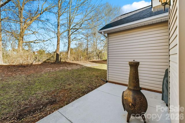 1636 Mayfair Drive, Conover, NC 28613