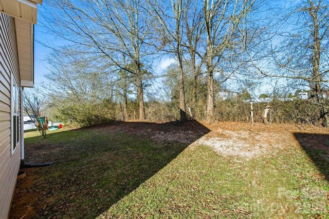 1636 Mayfair Drive, Conover, NC 28613