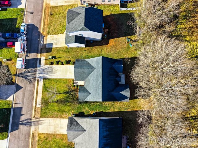 1636 Mayfair Drive, Conover, NC 28613