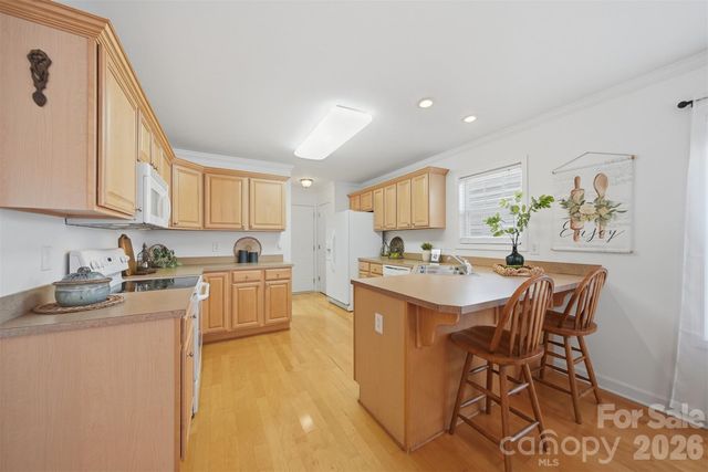 1636 Mayfair Drive, Conover, NC 28613