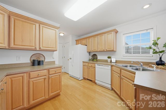 1636 Mayfair Drive, Conover, NC 28613