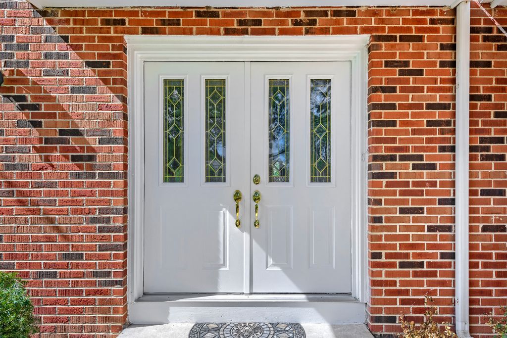 4170 Ludington Court, Hoffman Estates, IL 60192 — photo 2