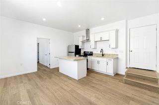 1375 N Mentor Avenue, Pasadena, CA 91104