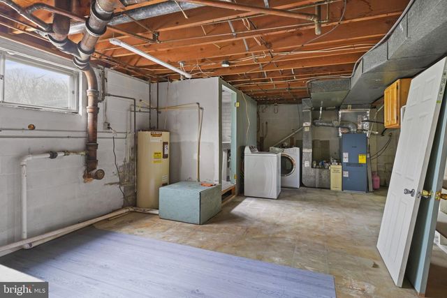 9445 MARSHALL CORNER RD, Pomfret, MD 20675