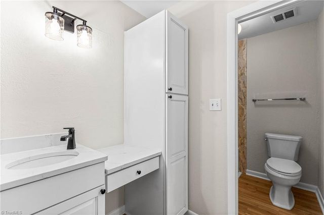 5308 Delta Drive, Winston-salem, NC 27104