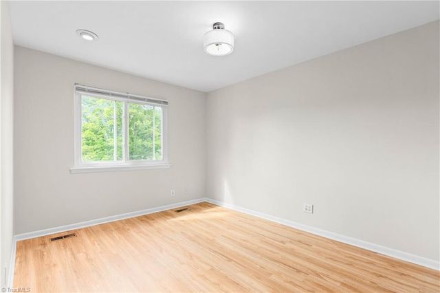 5308 Delta Drive, Winston-salem, NC 27104