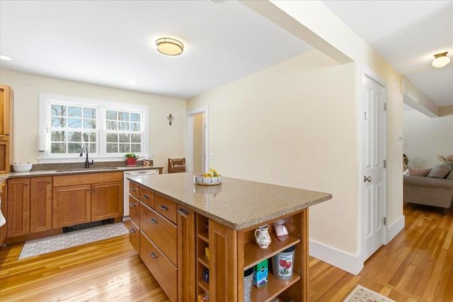 764 Myers Road, Shaftsbury, VT 05262