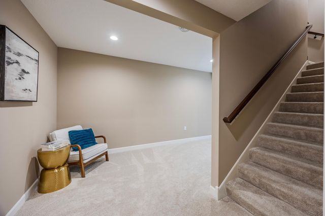 16899 E Lake Drive, Lakeville, MN 55044