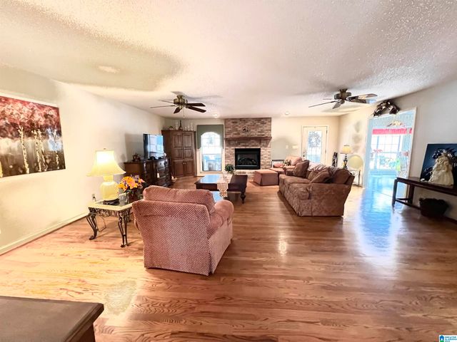 250 CROSSHILL LANE, Warrior, AL 35180