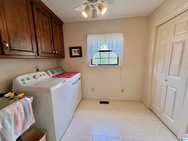 250 CROSSHILL LANE, Warrior, AL 35180