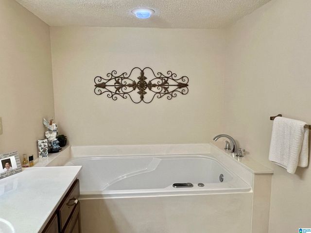 250 CROSSHILL LANE, Warrior, AL 35180