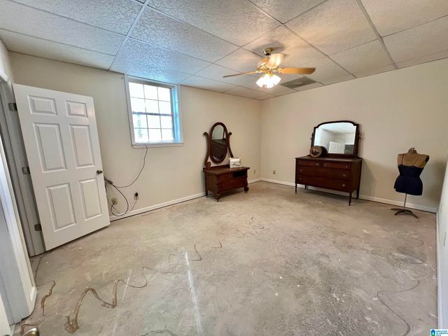 250 CROSSHILL LANE, Warrior, AL 35180