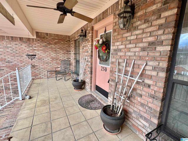250 CROSSHILL LANE, Warrior, AL 35180