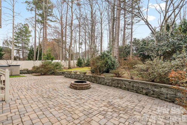 166 Wilson Lake Road, Mooresville, NC 28117