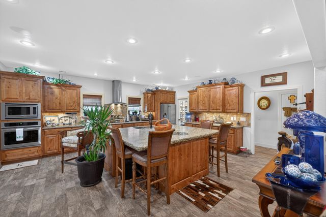 3284 Old Highway 20 E, Pryor, OK 74361