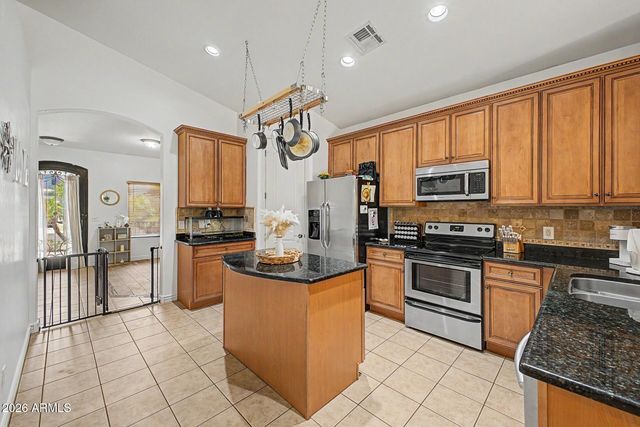 731 W MESQUITE TREE Lane, San Tan Valley, AZ 85143